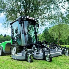 traktor-komunalny-egholm-370-z-kosiarka-rotacyjna